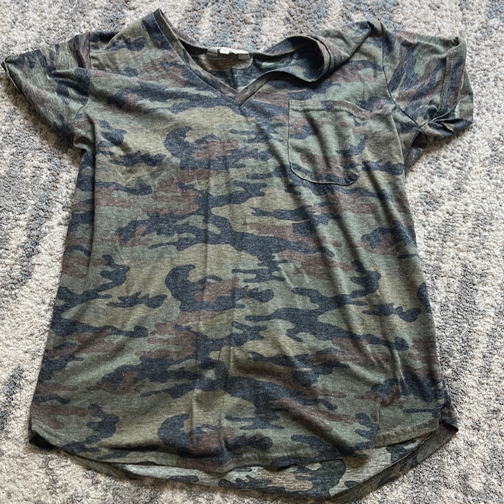 Camo t-shirt